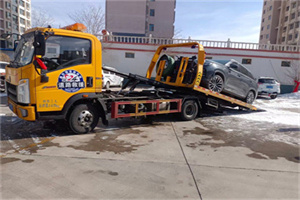 东乌珠穆沁旗救援拖车费用怎么算